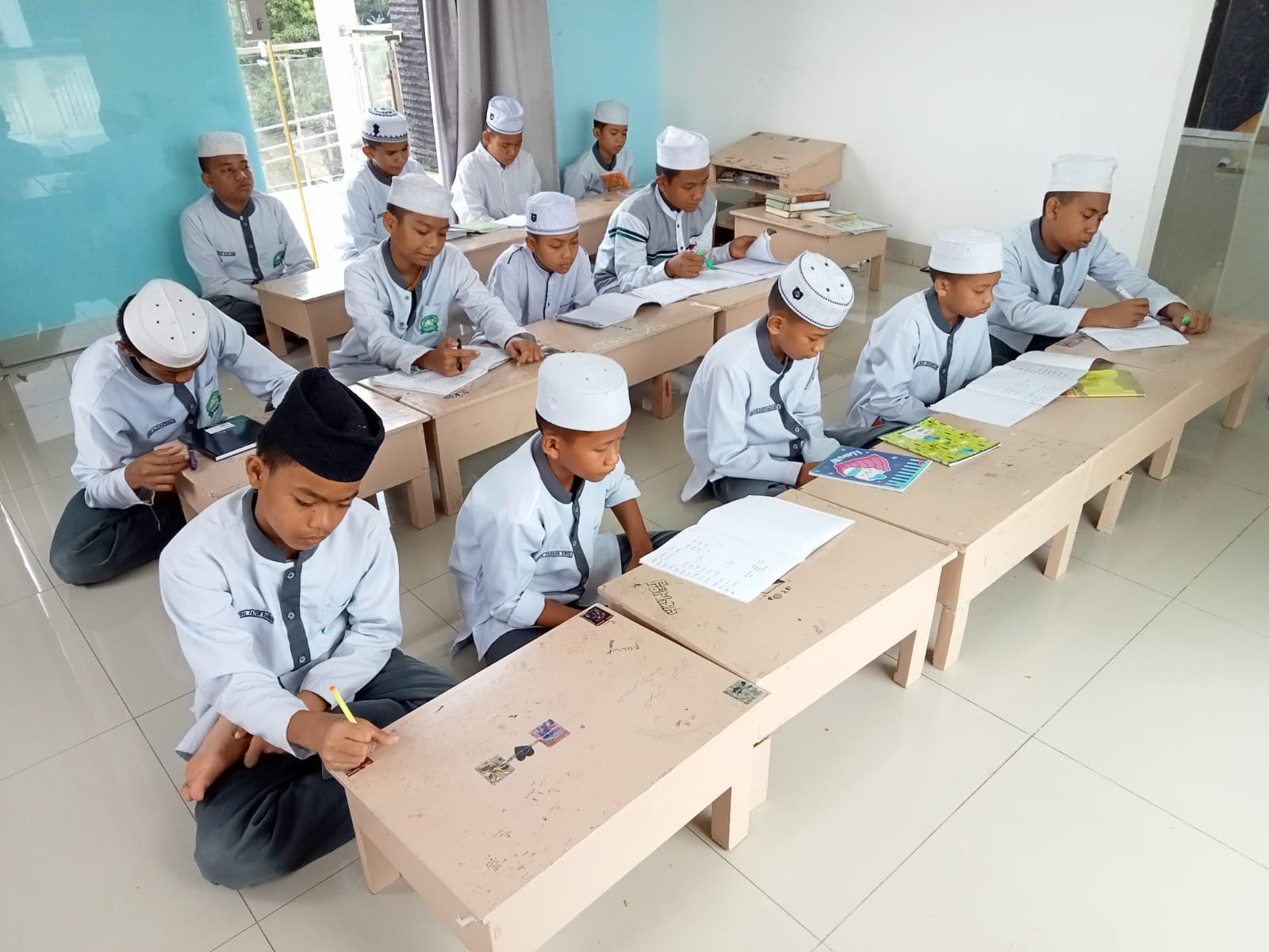 foto santri smp tahfidz muhammad ariendra